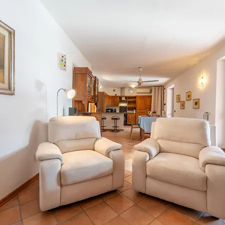 Con Piscina E Terrazzo Desenzano del Garda