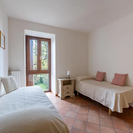 Con Piscina E Terrazzo Apartmán Desenzano del Garda