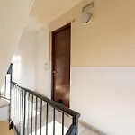 Con Piscina E Terrazzo *